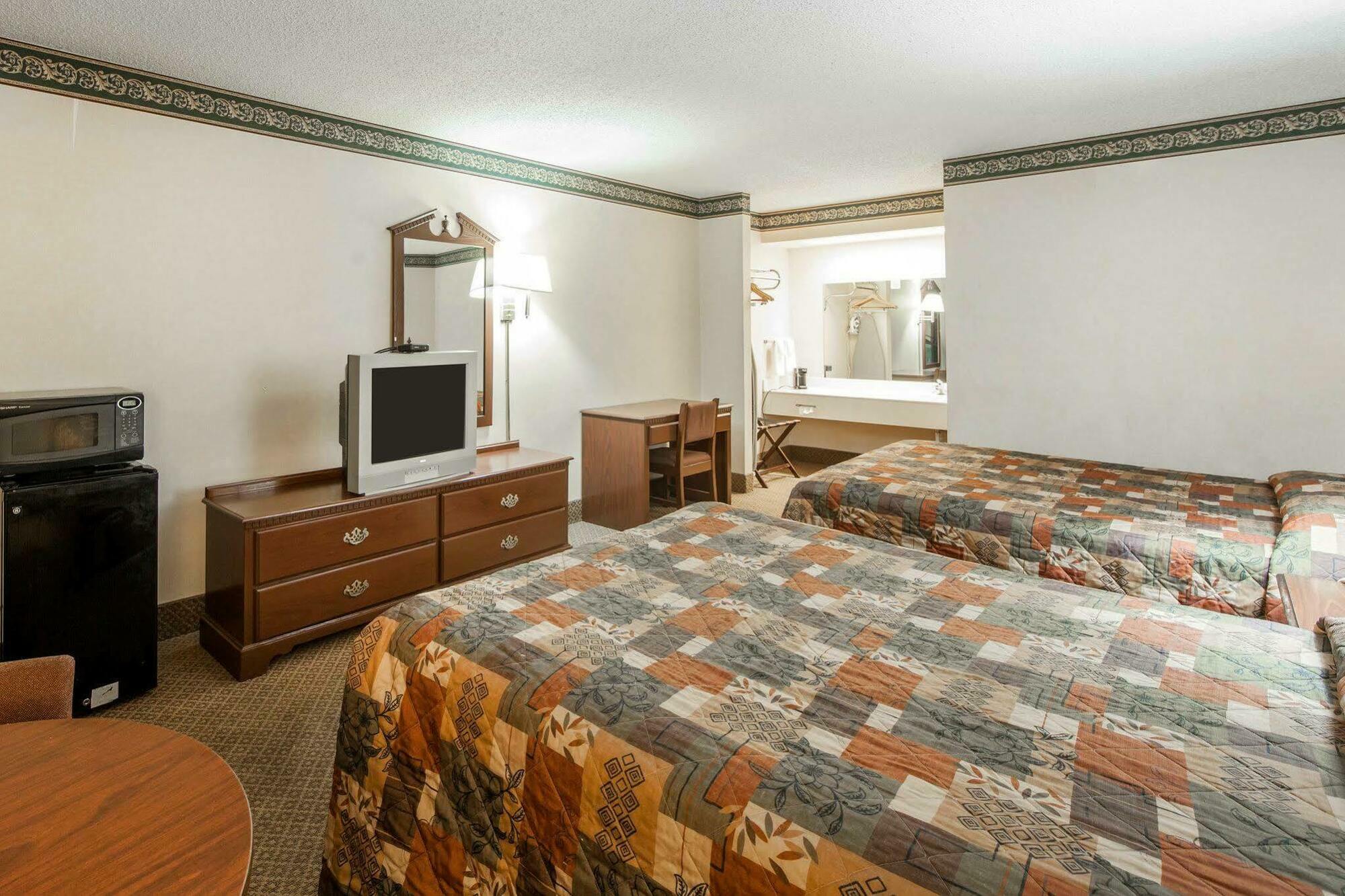 Econo Lodge Inn & Suites East Knoxville Zewnętrze zdjęcie